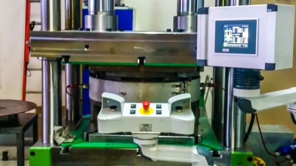 plastic_press_system.jpeg